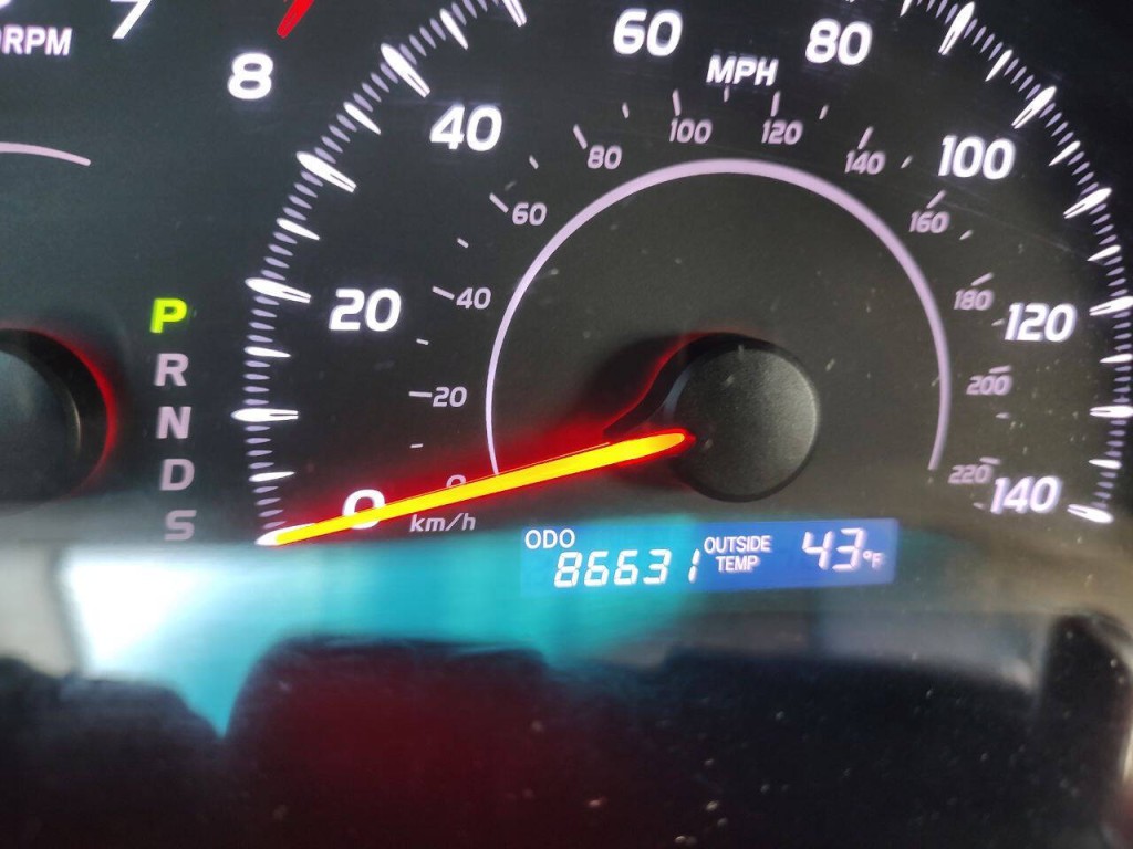 2011 Toyota Camry Image 38