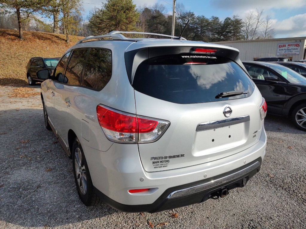 2013 Nissan Pathfinder Image 8