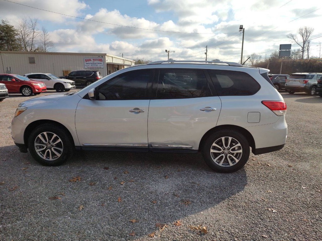 2013 Nissan Pathfinder Image 9