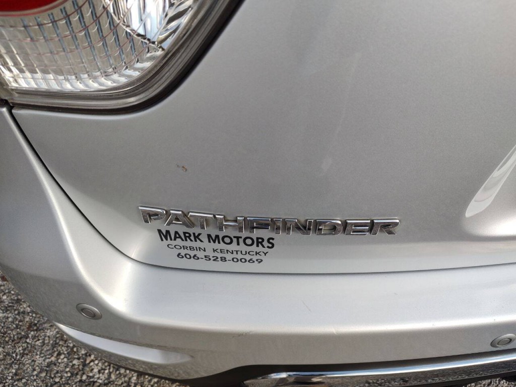 2013 Nissan Pathfinder Image 12