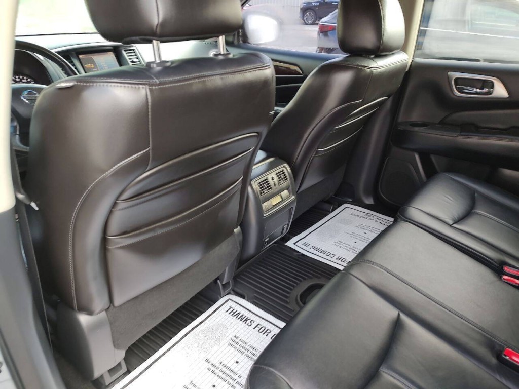 2013 Nissan Pathfinder Image 22