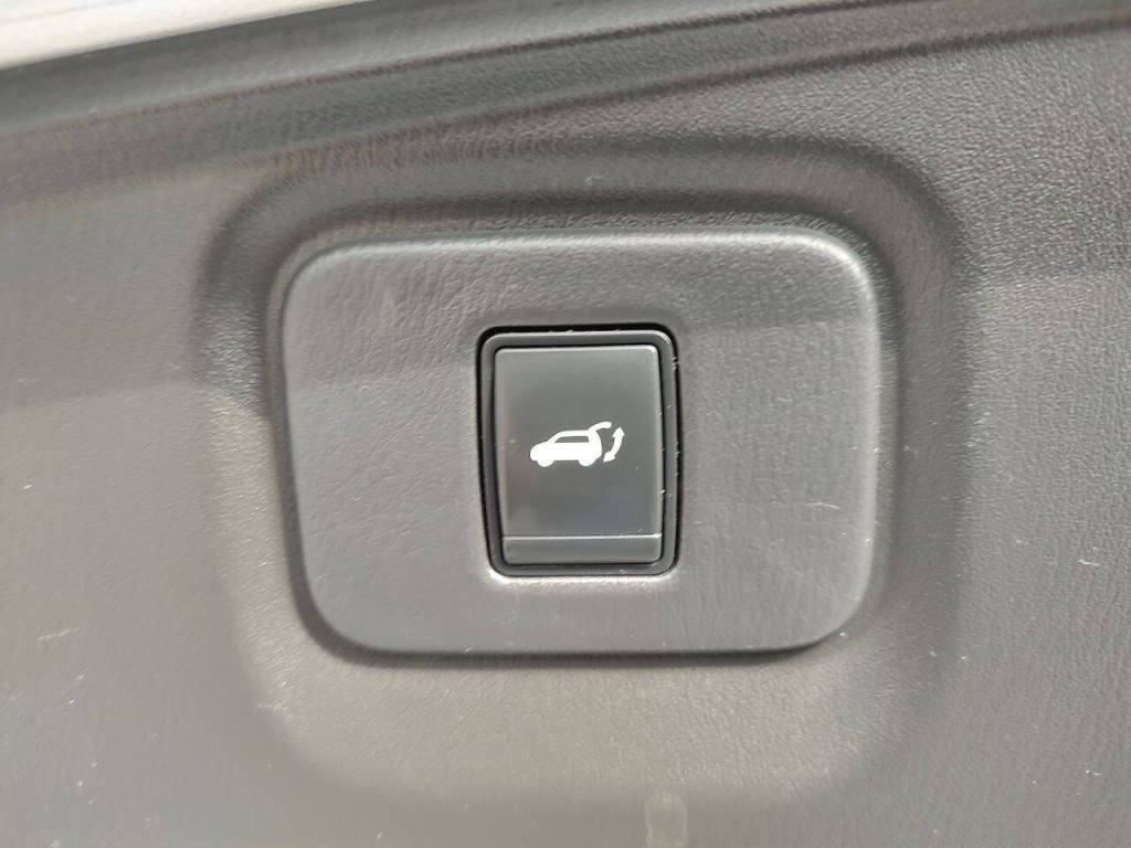 2013 Nissan Pathfinder Image 30