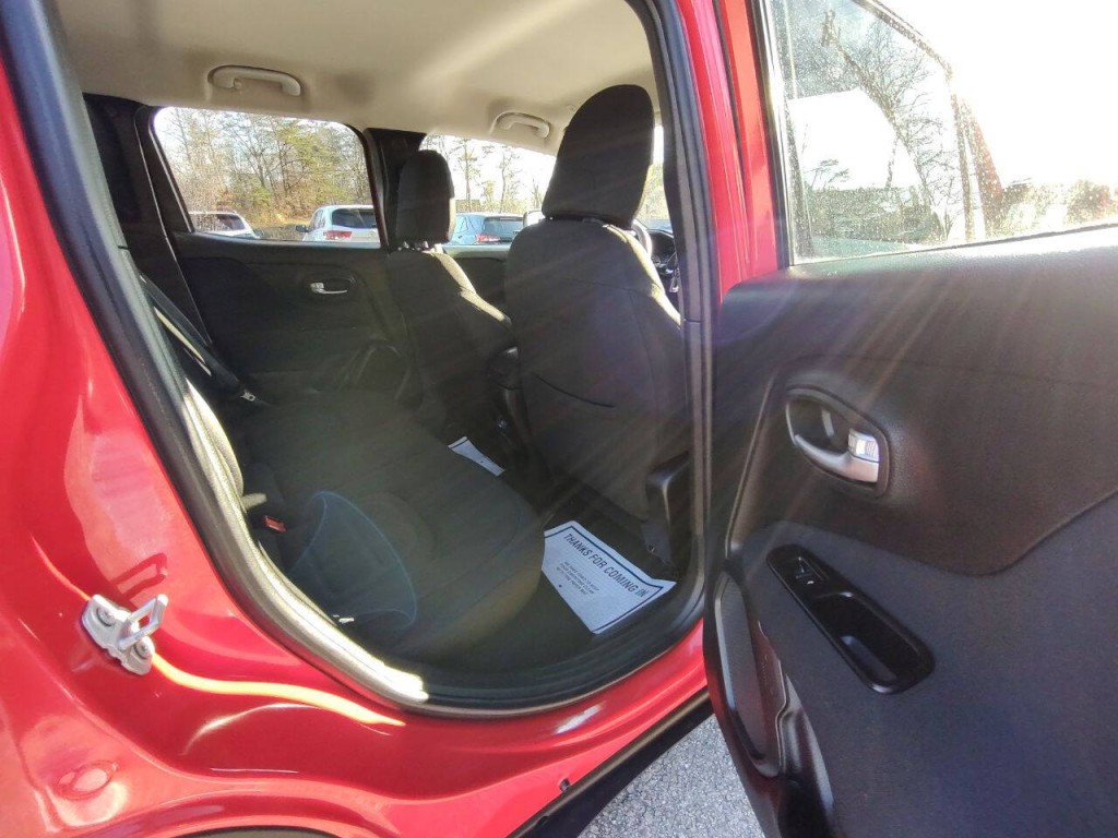 2020 Jeep Renegade Image 13