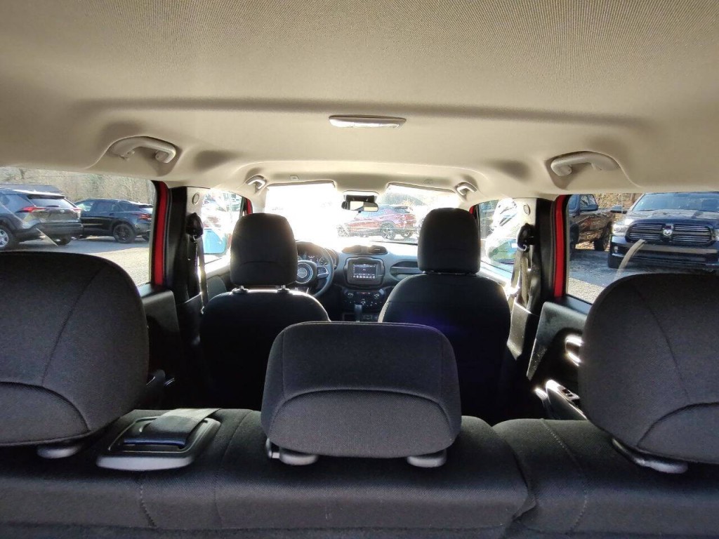 2020 Jeep Renegade Image 14