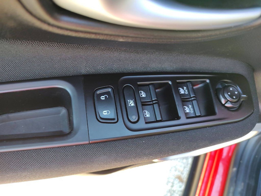 2020 Jeep Renegade Image 18