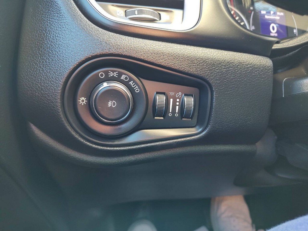 2020 Jeep Renegade Image 21