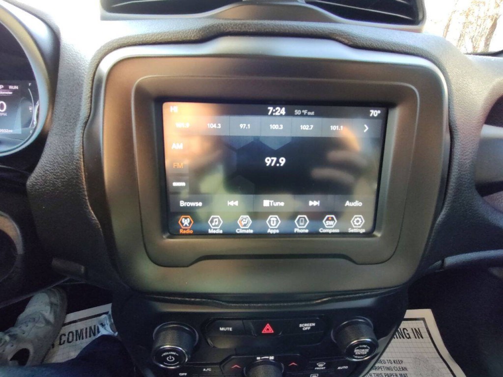 2020 Jeep Renegade Image 29