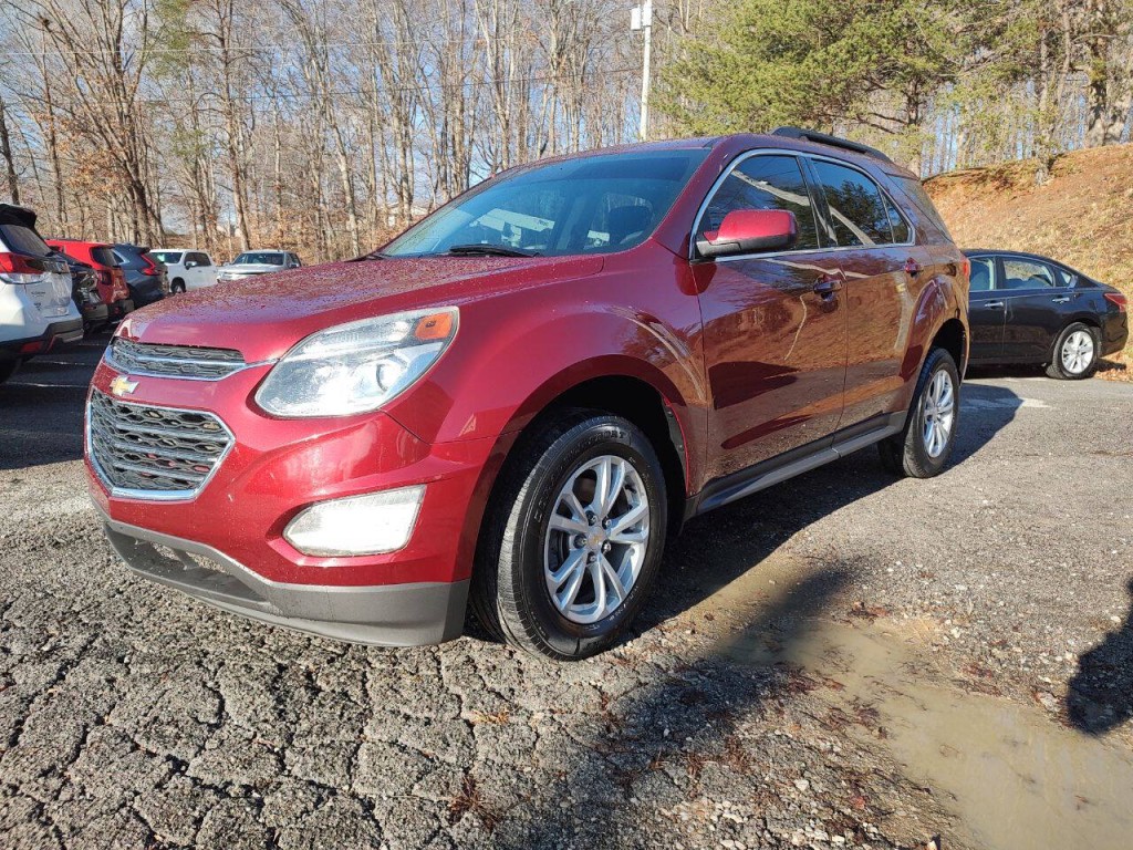 2017 Chevrolet Equinox Image 2