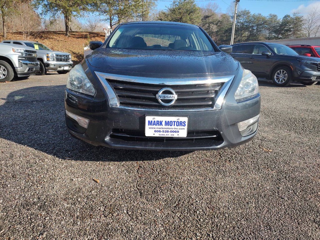 2013 Nissan Altima Image 3
