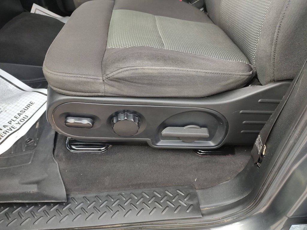 2004 Ford F-150 Image 20