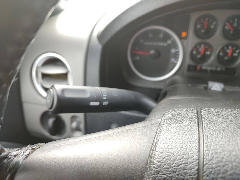 2004 Ford F-150 Image 51