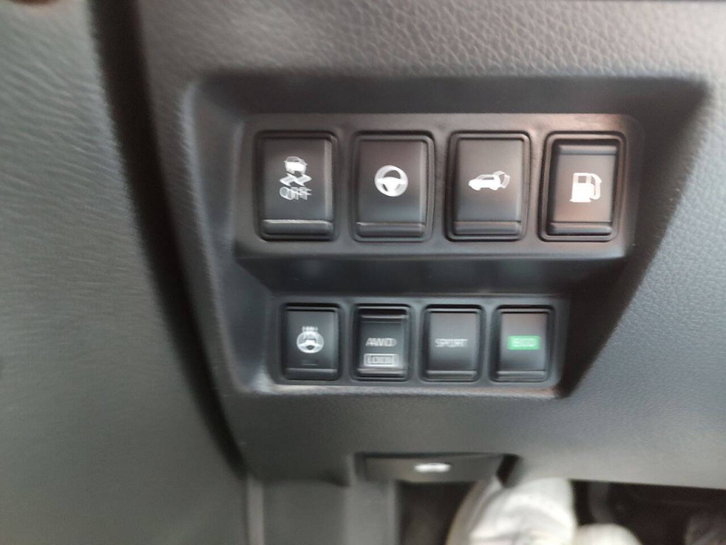 2019 Nissan Rogue Image 19