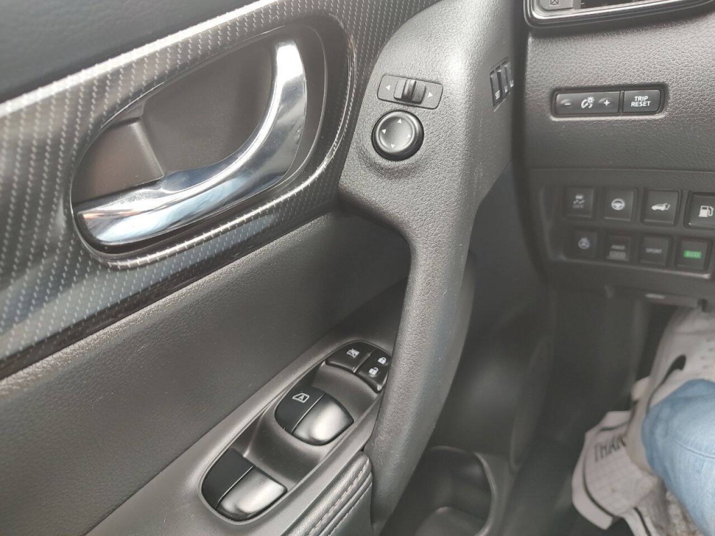 2019 Nissan Rogue Image 21