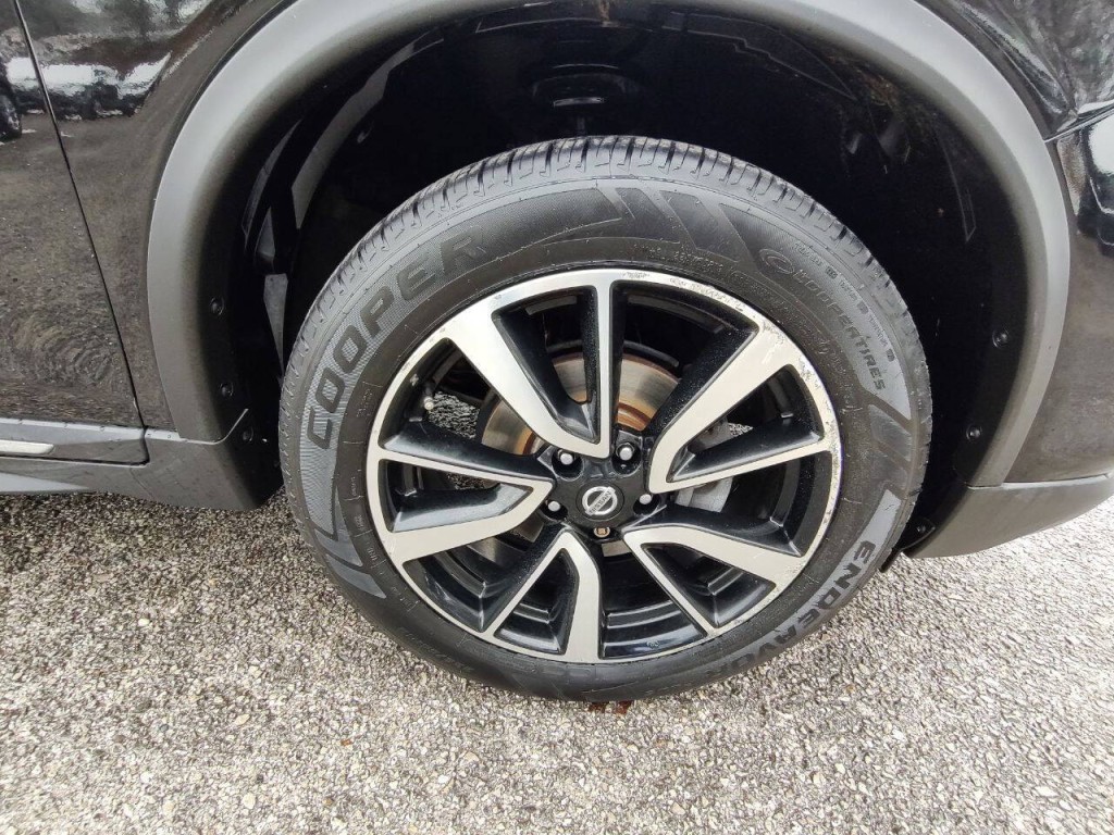 2019 Nissan Rogue Image 38