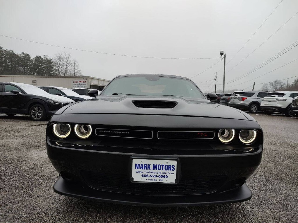 2020 Dodge Challenger Image 3