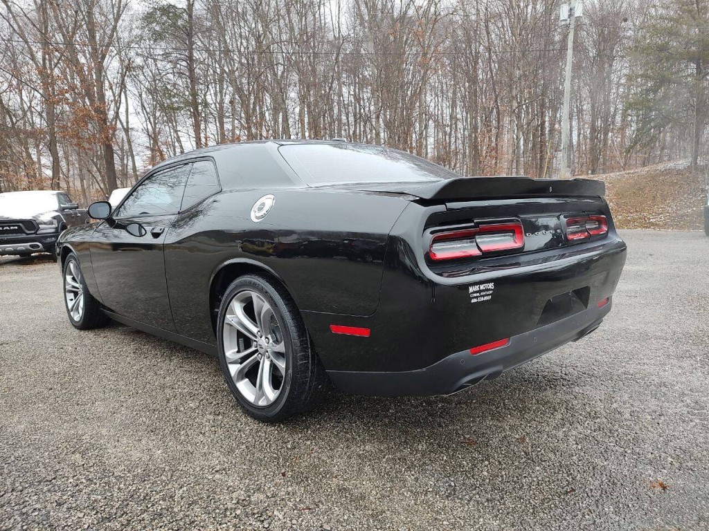 2020 Dodge Challenger Image 8