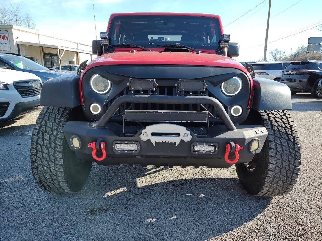 2011 Jeep Wrangler Image 3