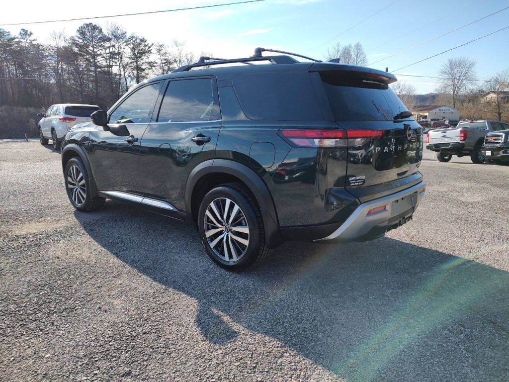 2022 Nissan Pathfinder Image 5