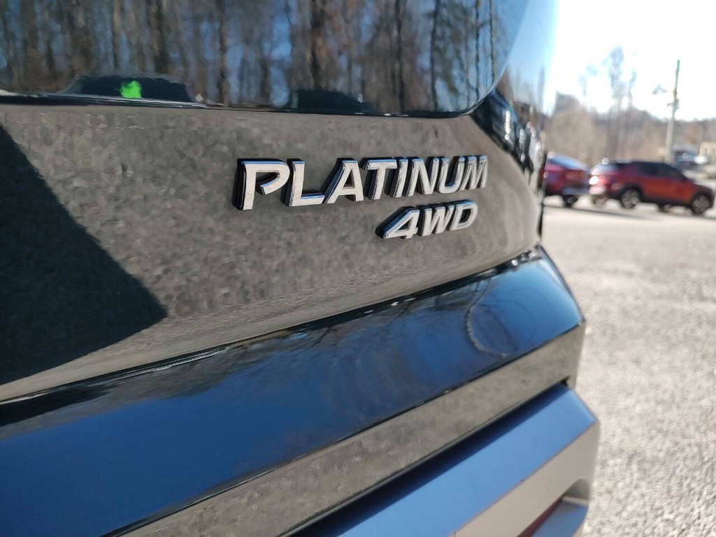 2022 Nissan Pathfinder Image 12