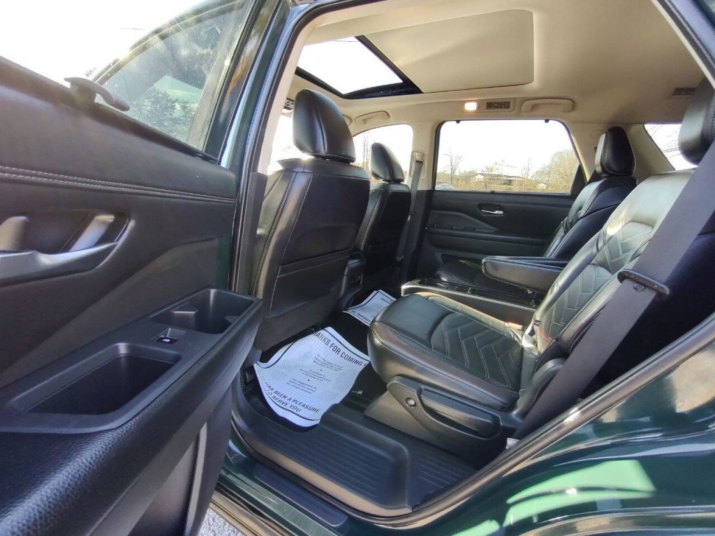 2022 Nissan Pathfinder Image 17