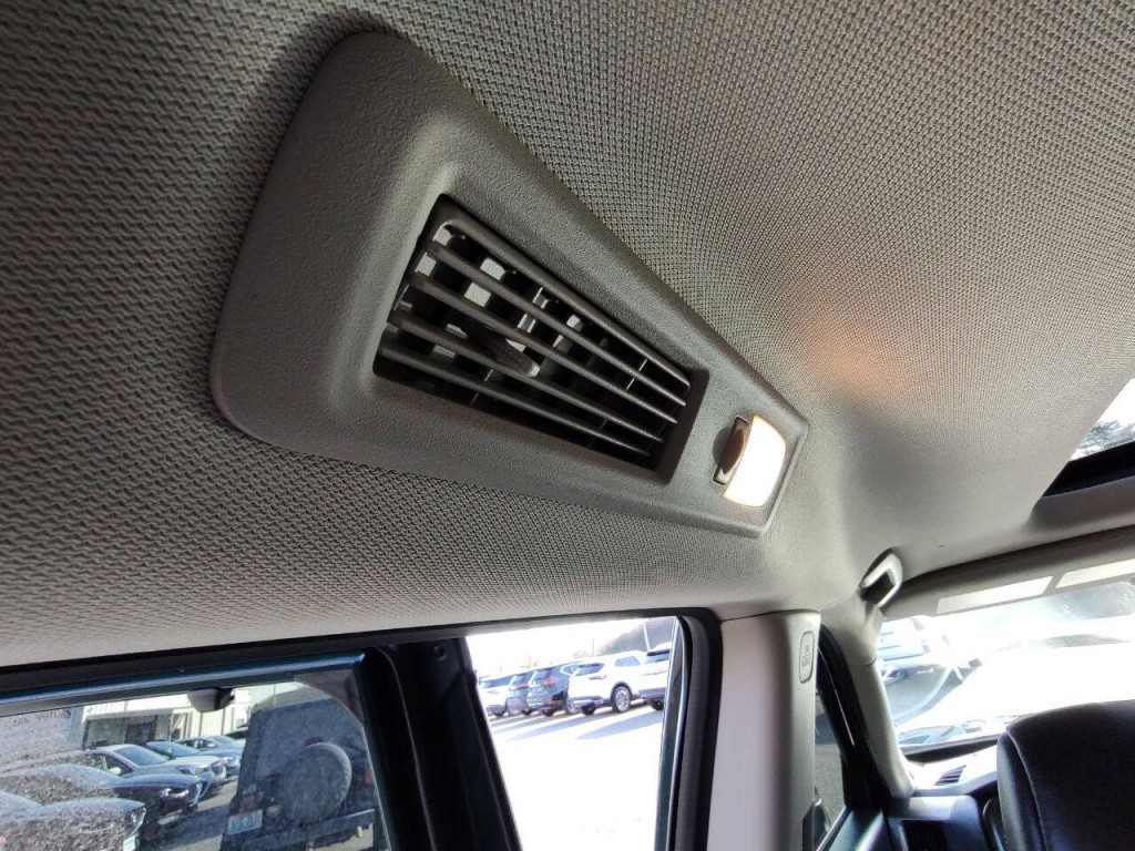 2022 Nissan Pathfinder Image 27