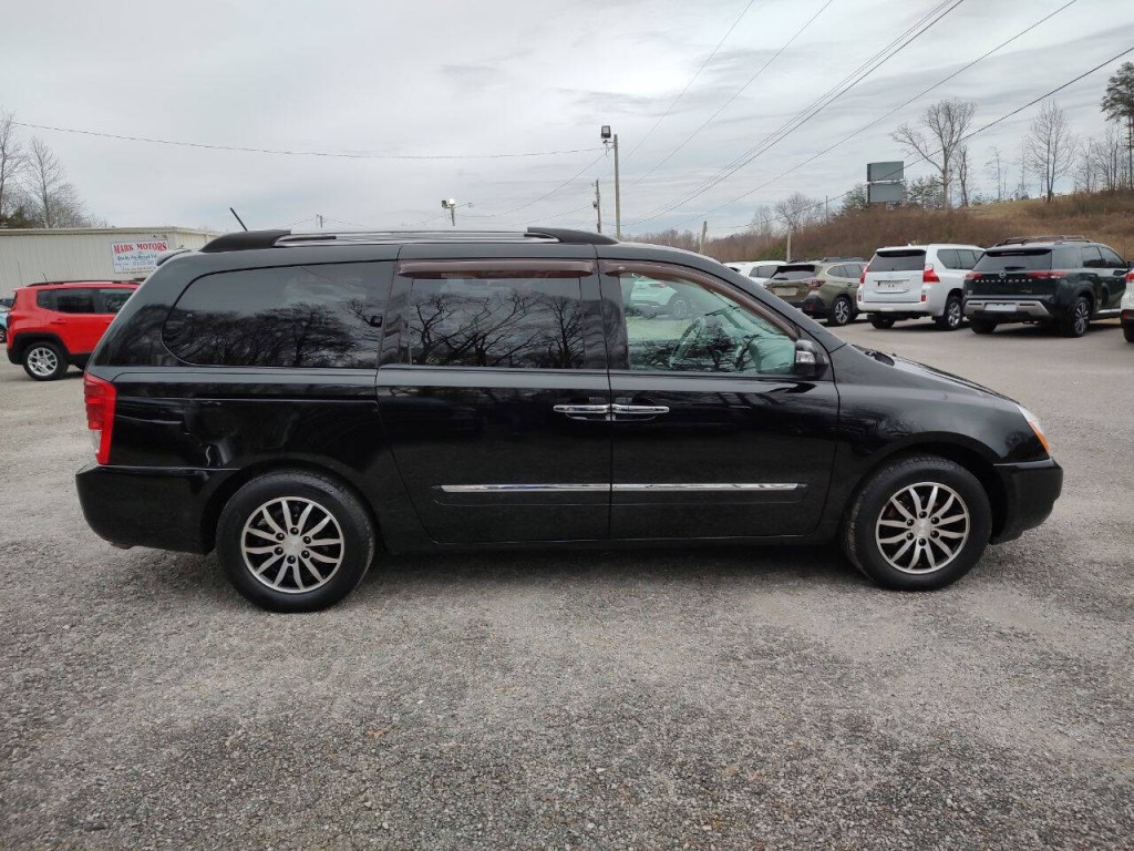 2012 Kia Sedona Image 5
