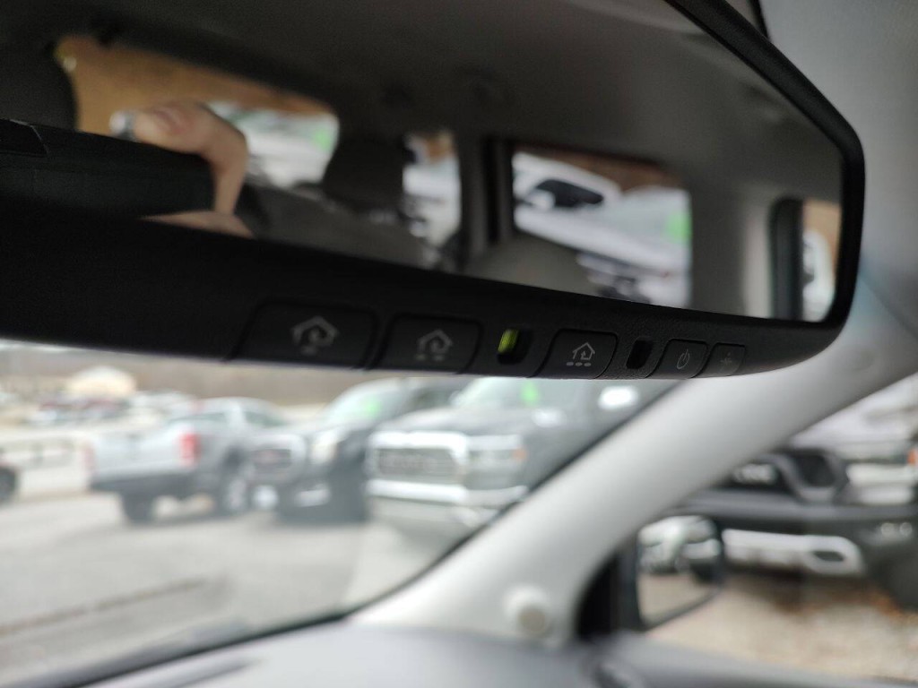 2012 Kia Sedona Image 25