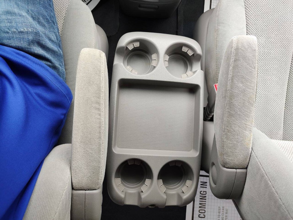 2012 Kia Sedona Image 28