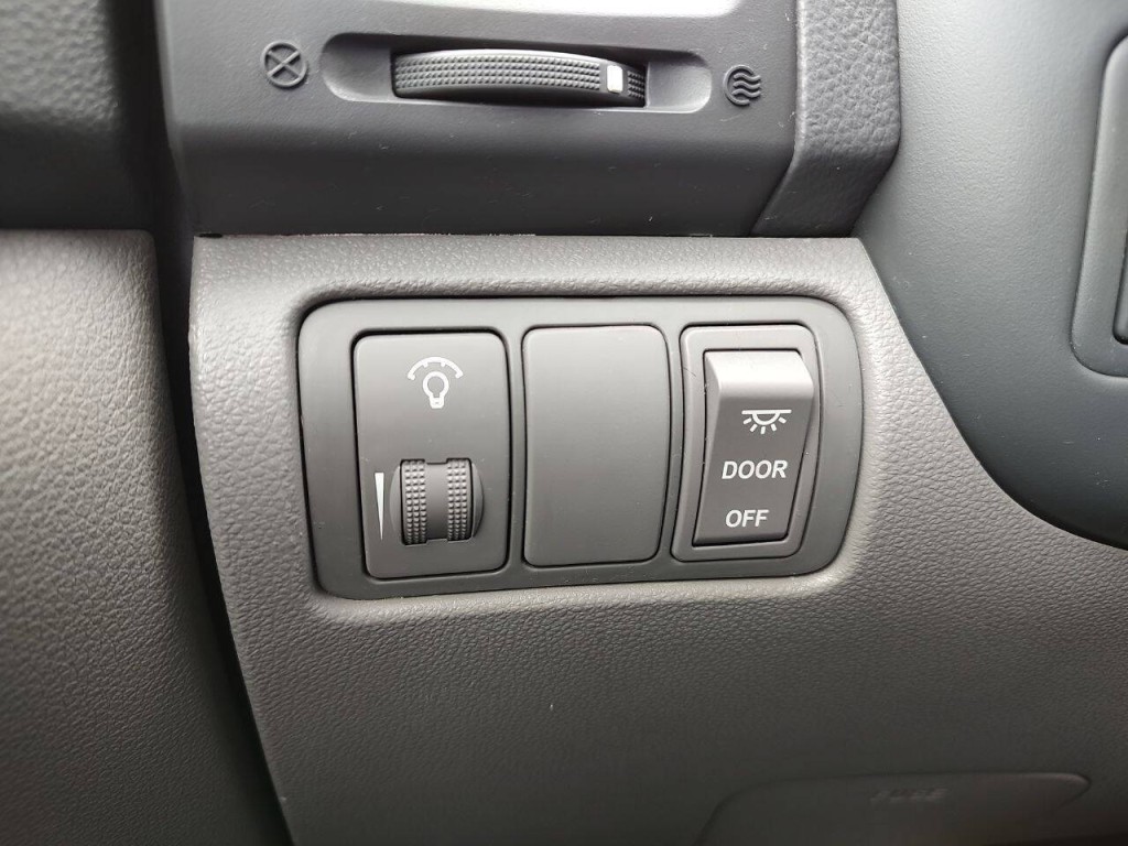 2012 Kia Sedona Image 33