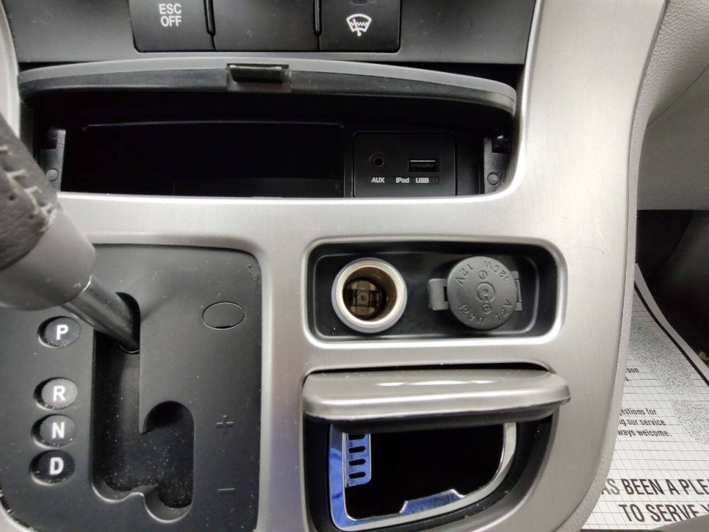 2012 Kia Sedona Image 36