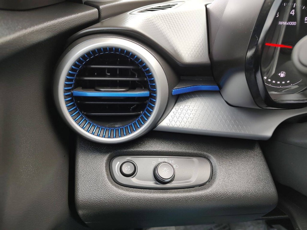 2025 Chevrolet Trax Image 24