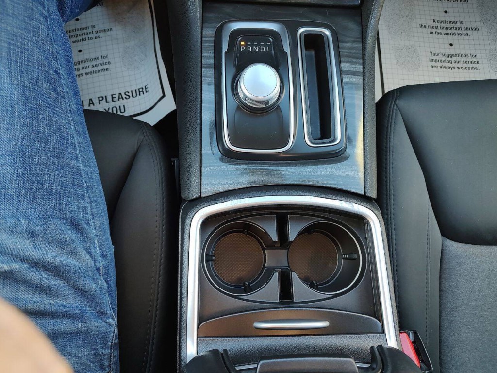 2020 Chrysler 300 Image 28