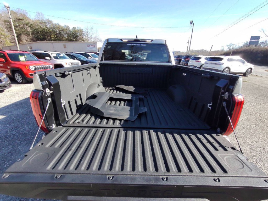 2024 Toyota Tundra Image 15