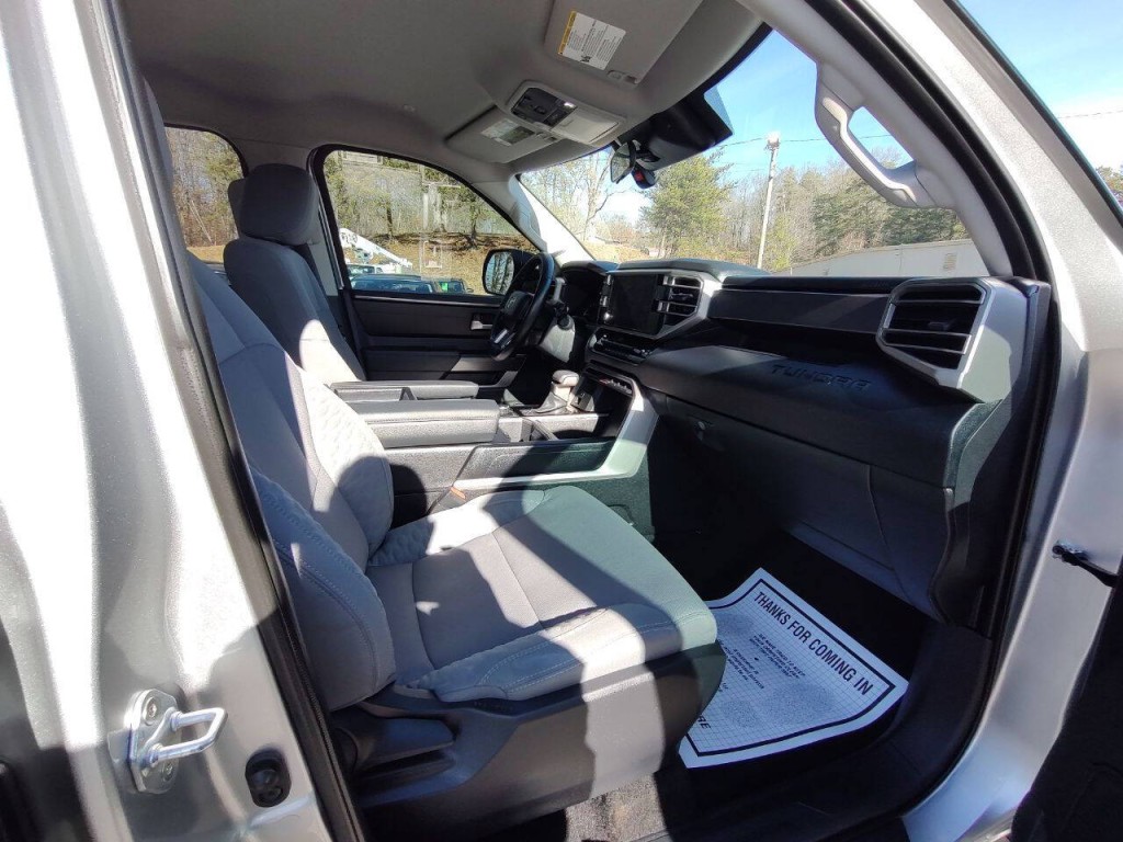 2024 Toyota Tundra Image 19
