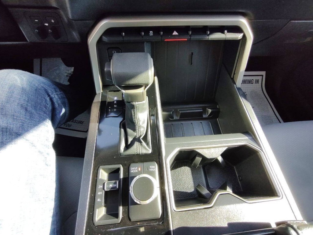 2024 Toyota Tundra Image 35