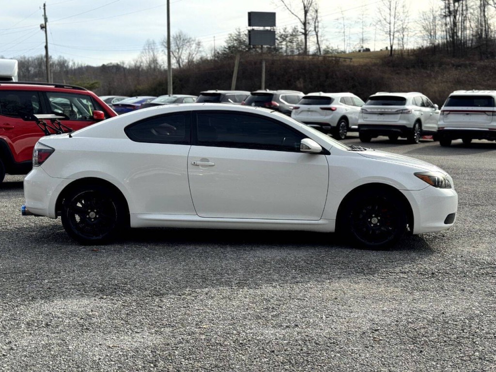 2010 Scion tC Image 5
