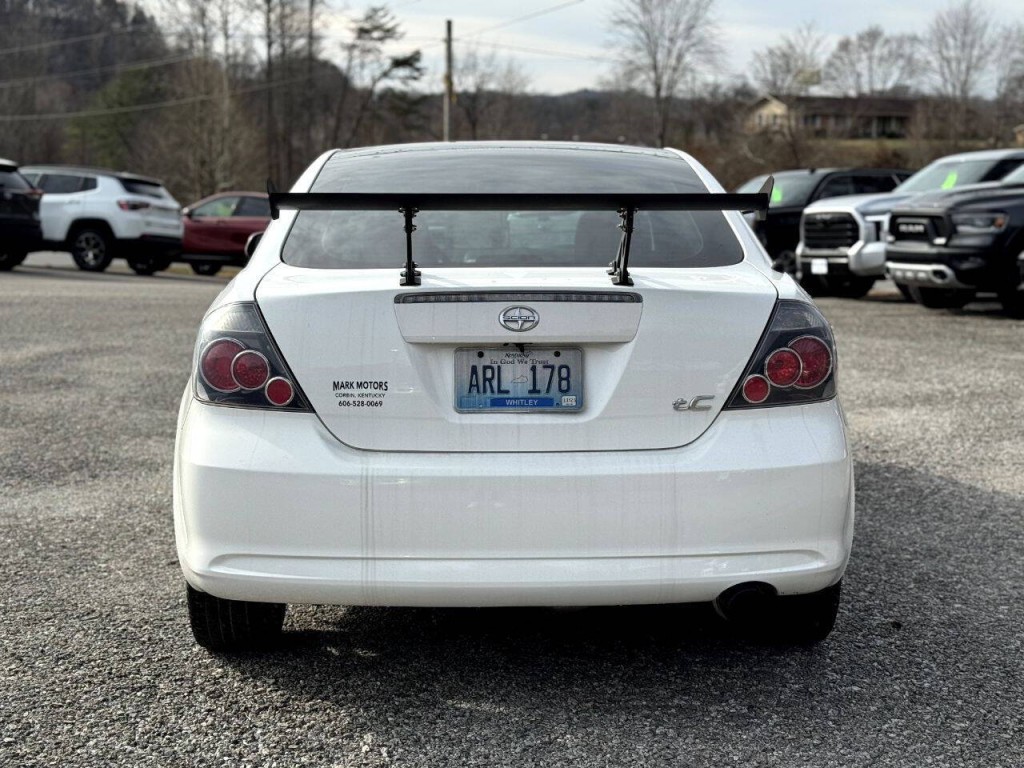 2010 Scion tC Image 7