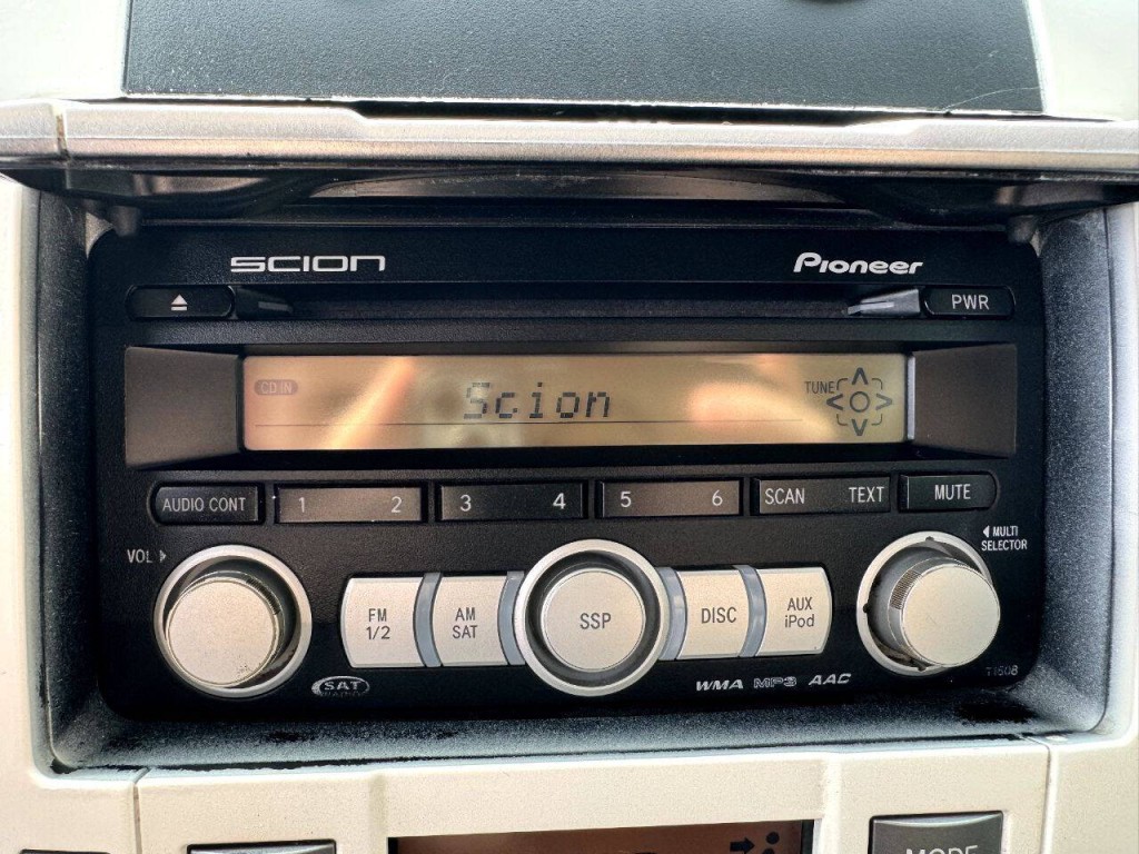 2010 Scion tC Image 15