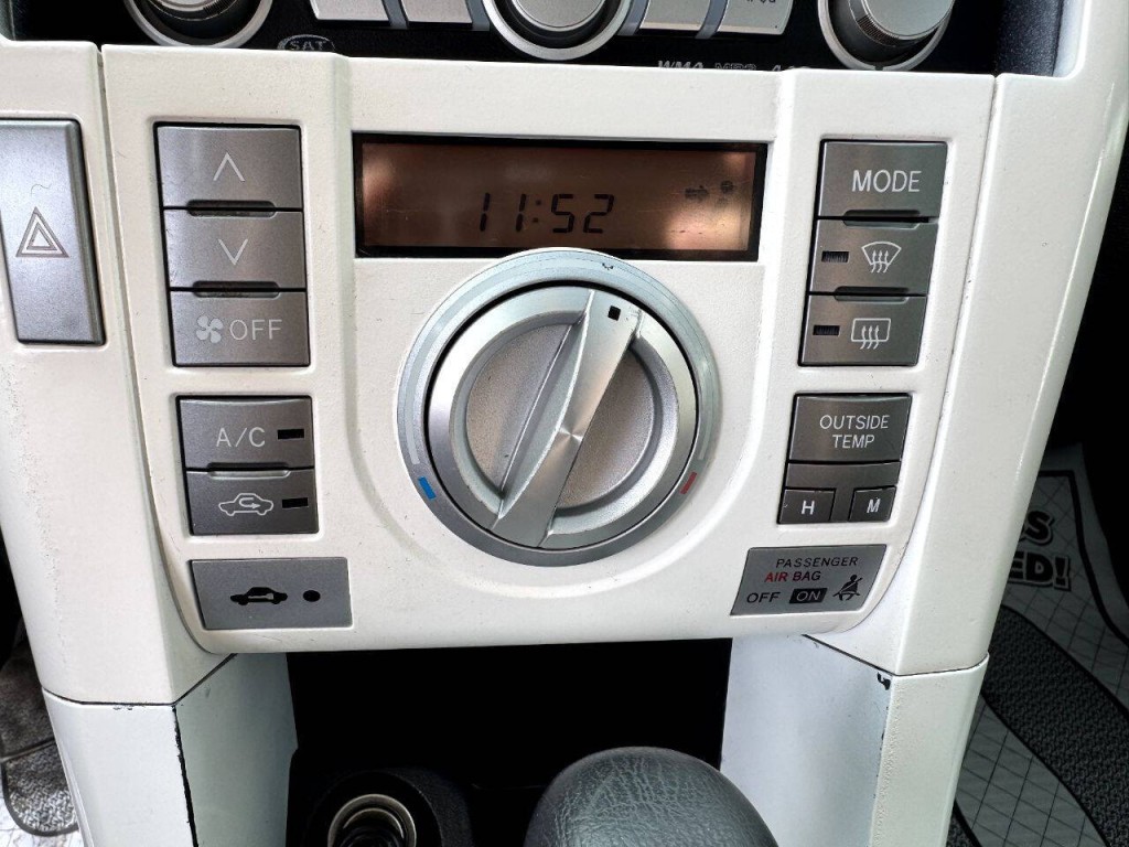 2010 Scion tC Image 16