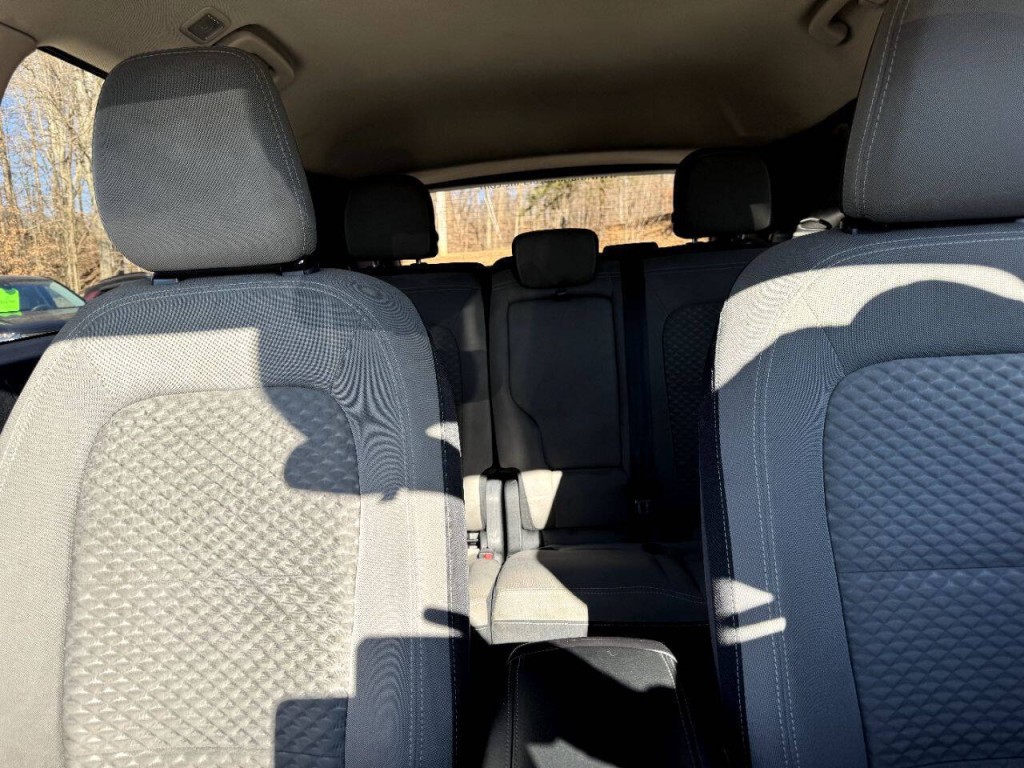 2020 Ford Escape Image 25