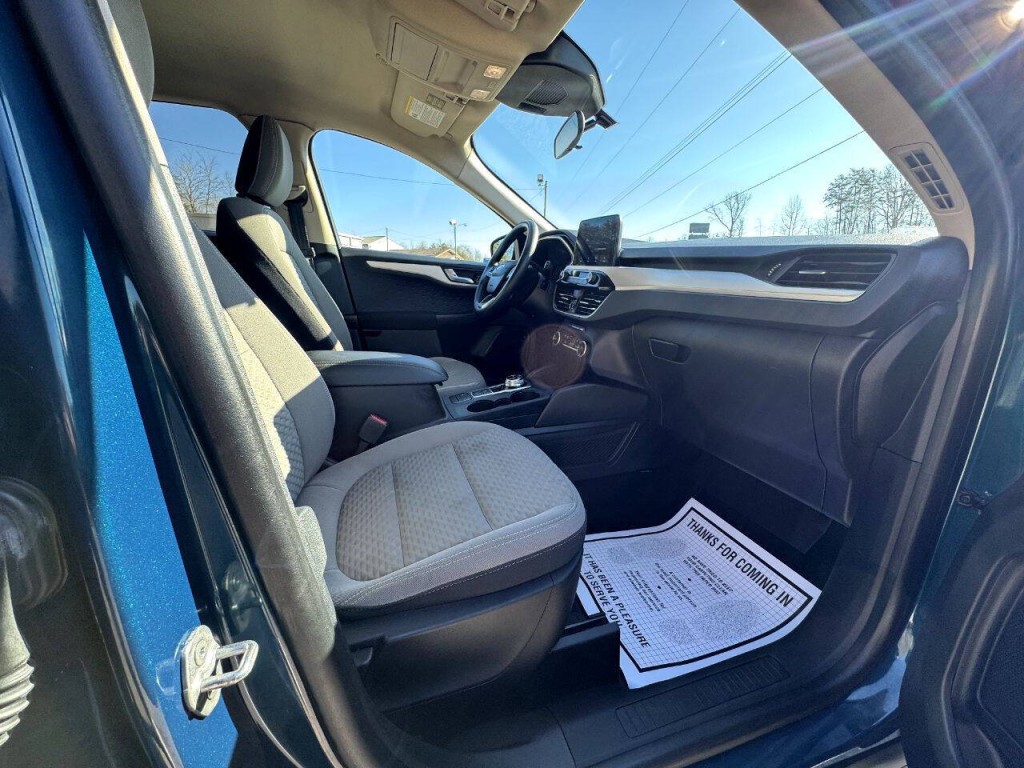 2020 Ford Escape Image 33