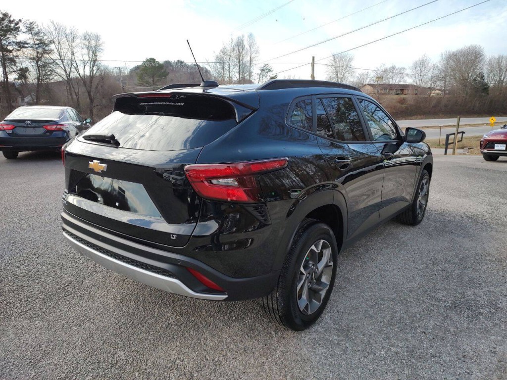 2025 Chevrolet Trax Image 7