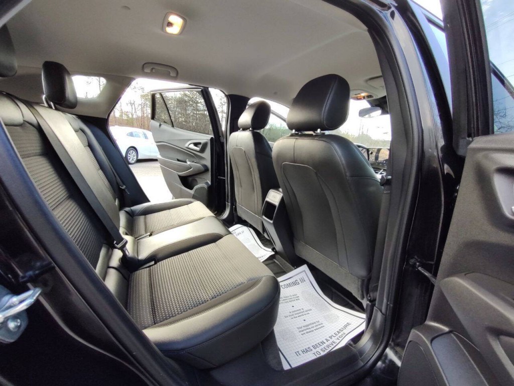 2025 Chevrolet Trax Image 14