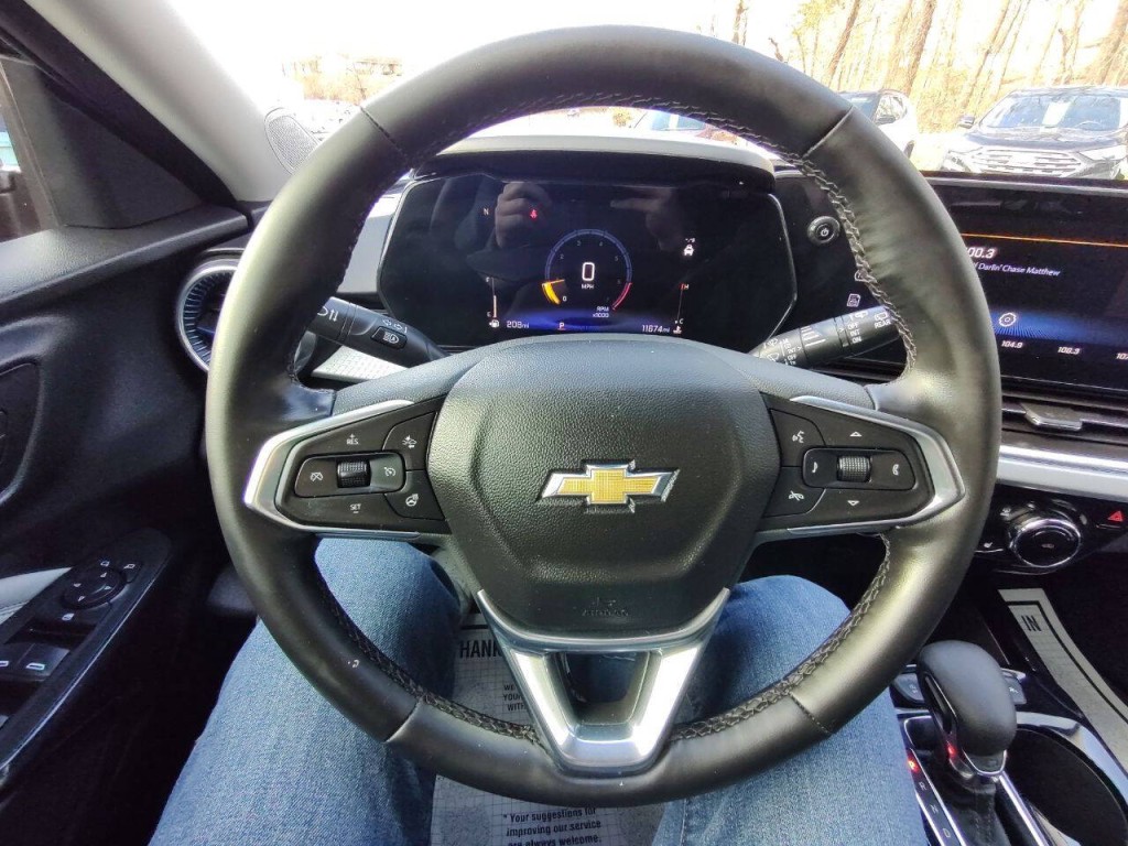 2025 Chevrolet Trax Image 25