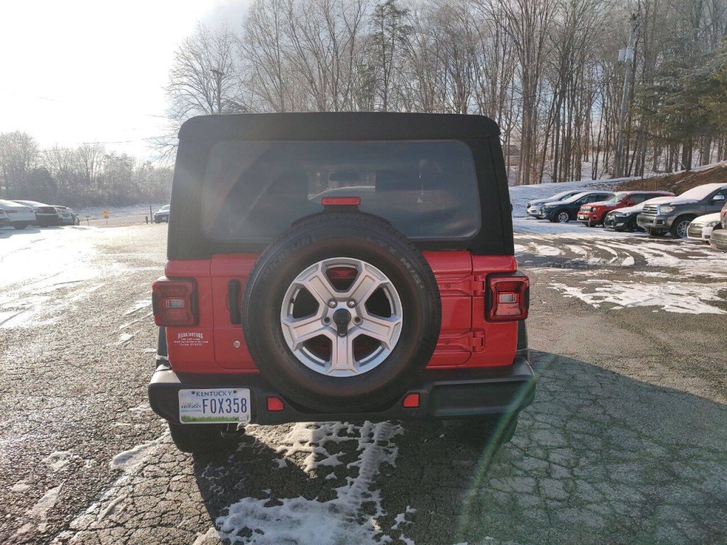 2019 Jeep Wrangler Image 8