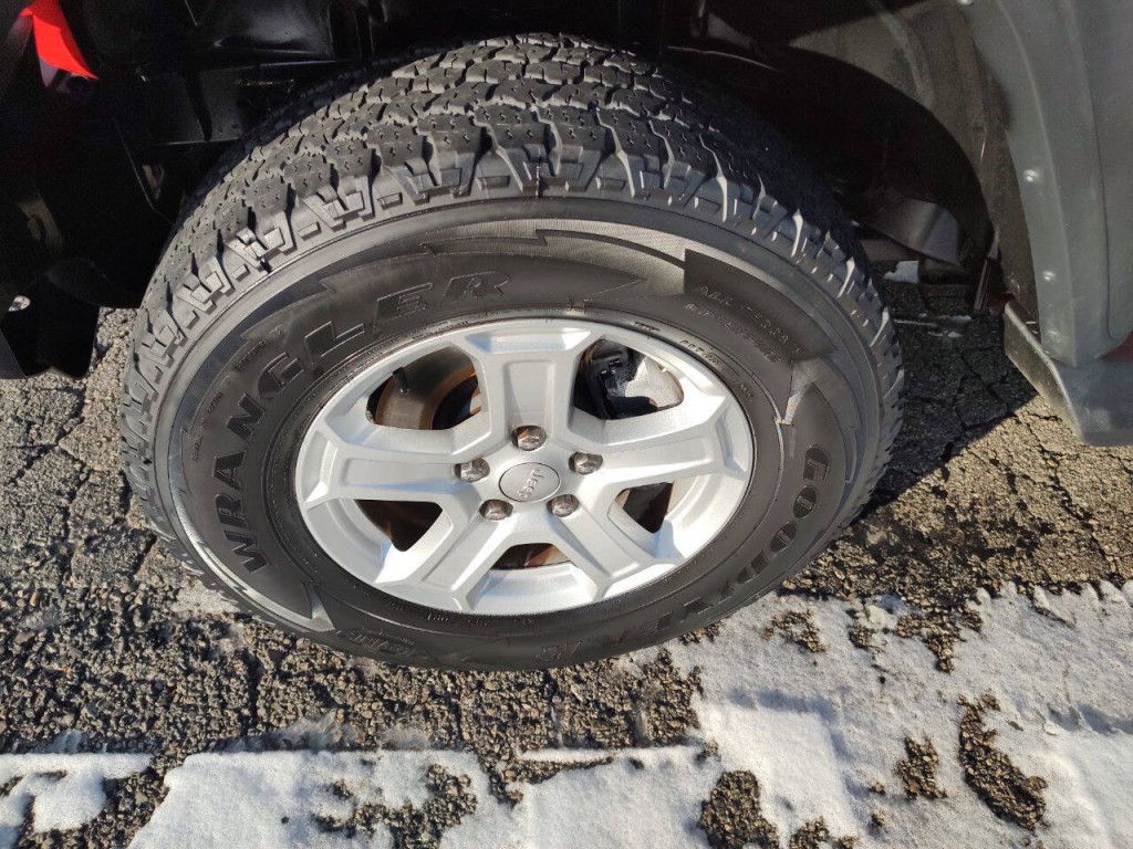 2019 Jeep Wrangler Image 13