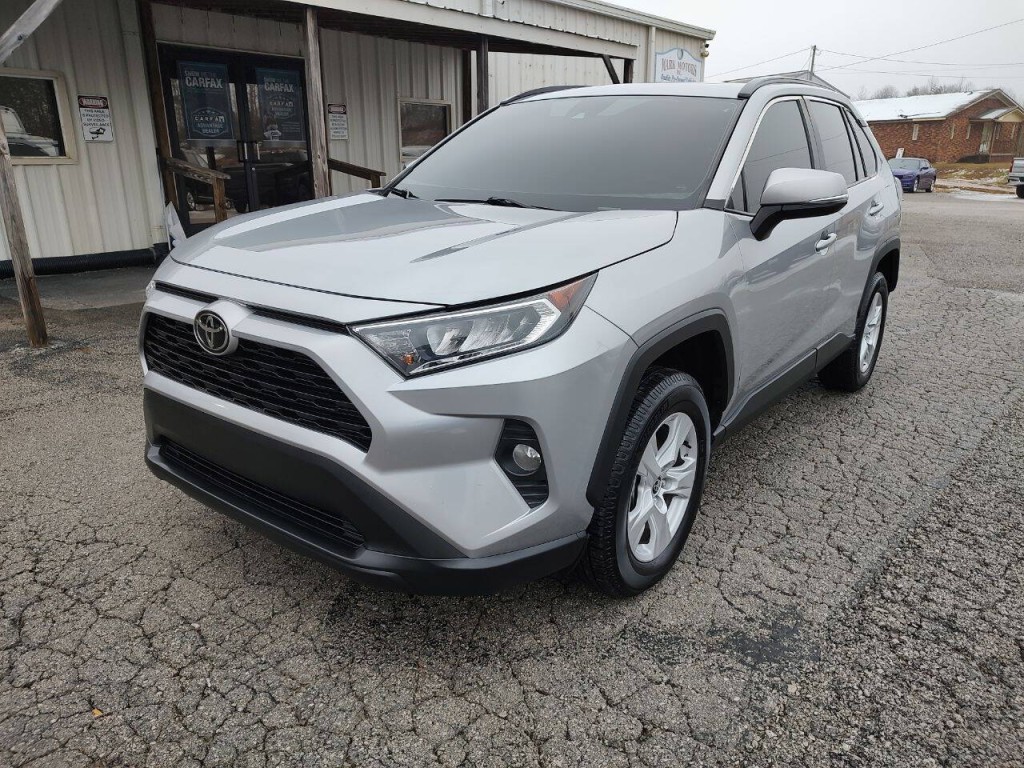 2021 Toyota Rav4 Image 2