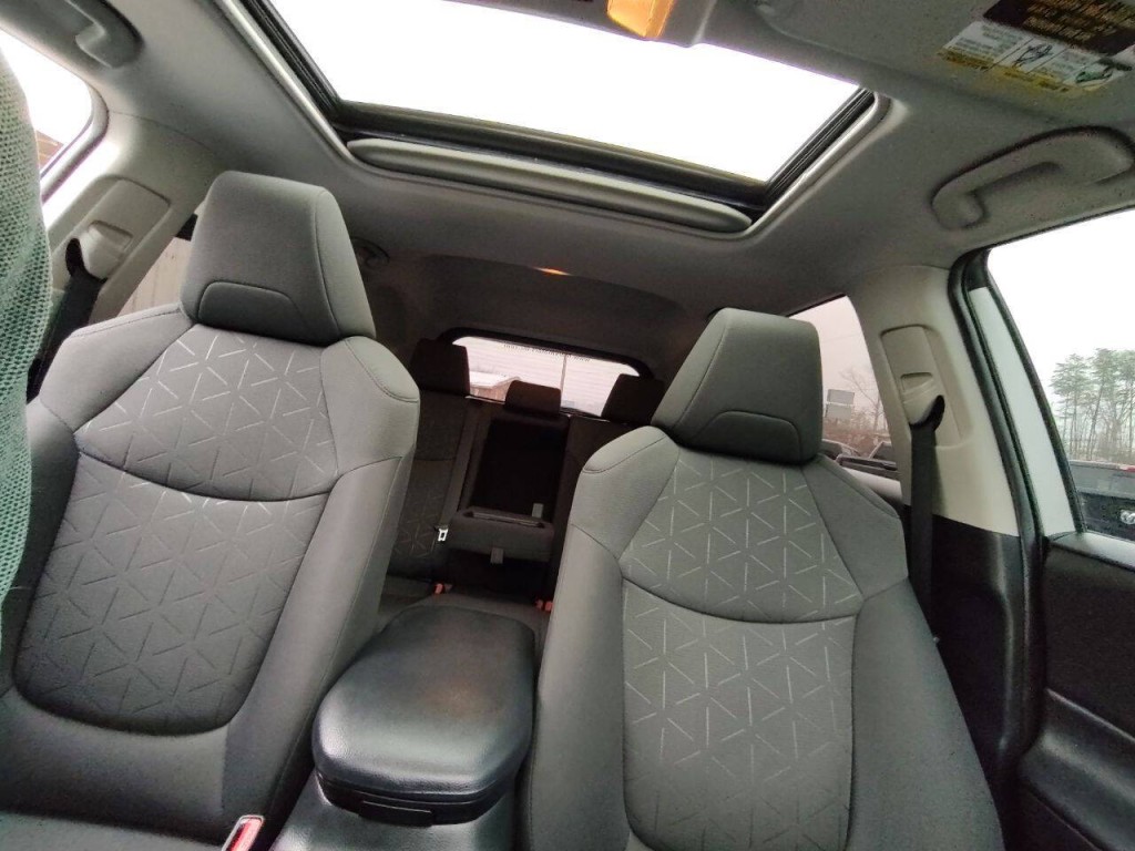 2021 Toyota Rav4 Image 38