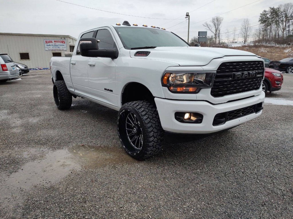 2024 RAM 2500 Image 4