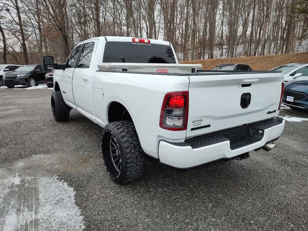 2024 RAM 2500 Image 9
